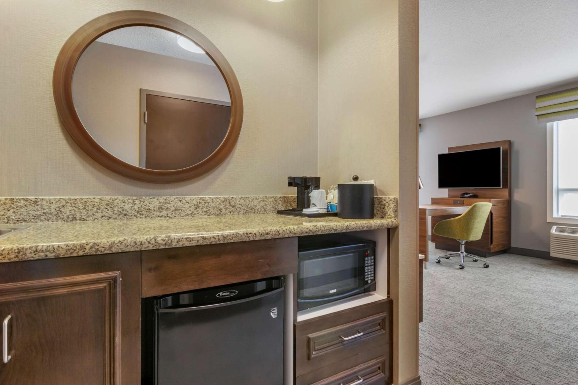 Hampton Inn & Suites Edmonton/West Dış mekan fotoğraf