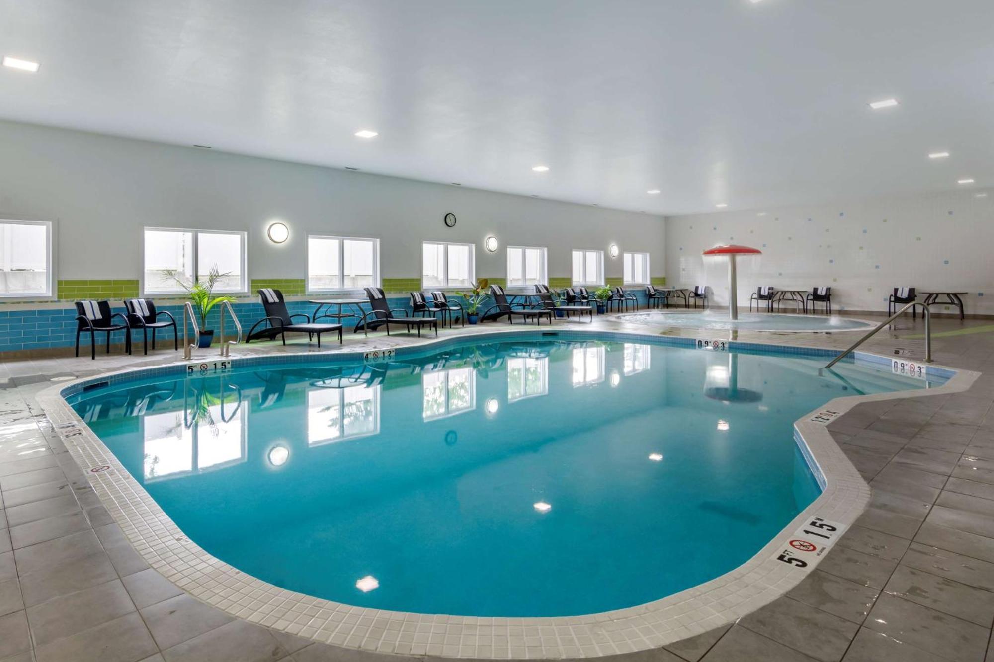 Hampton Inn & Suites Edmonton/West Dış mekan fotoğraf