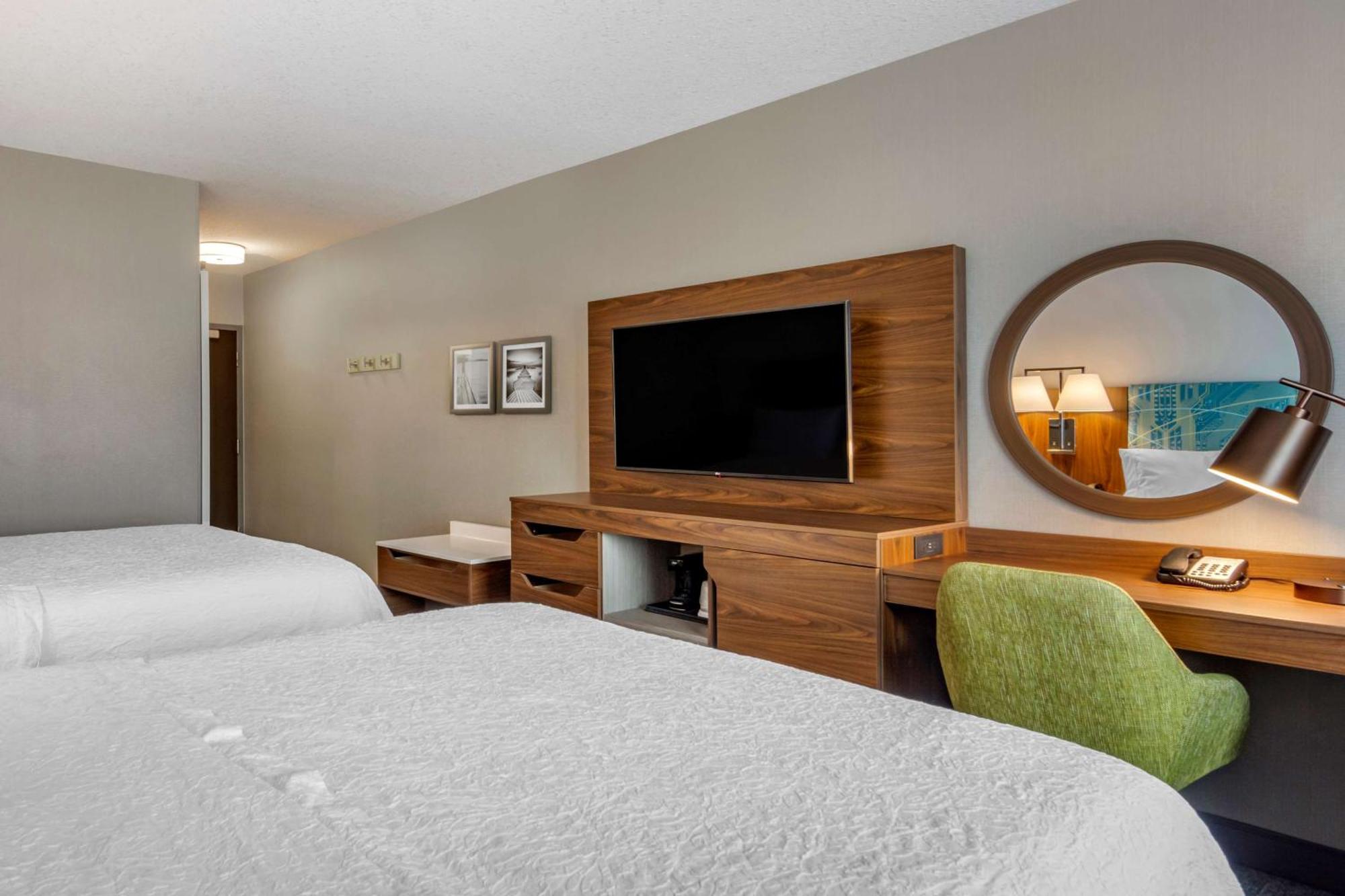 Hampton Inn & Suites Edmonton/West Dış mekan fotoğraf