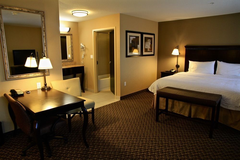 Hampton Inn & Suites Edmonton/West Dış mekan fotoğraf