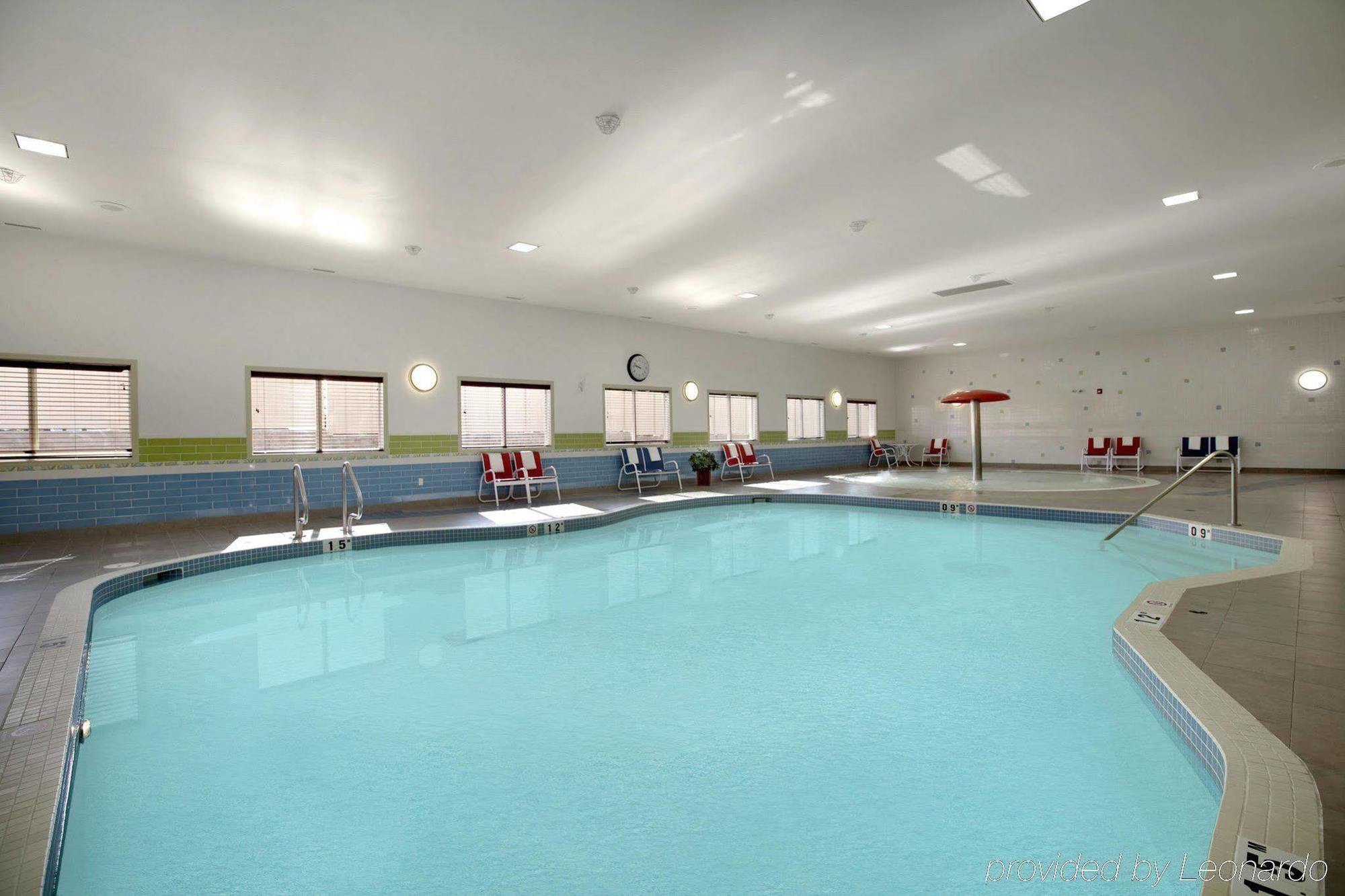 Hampton Inn & Suites Edmonton/West Dış mekan fotoğraf