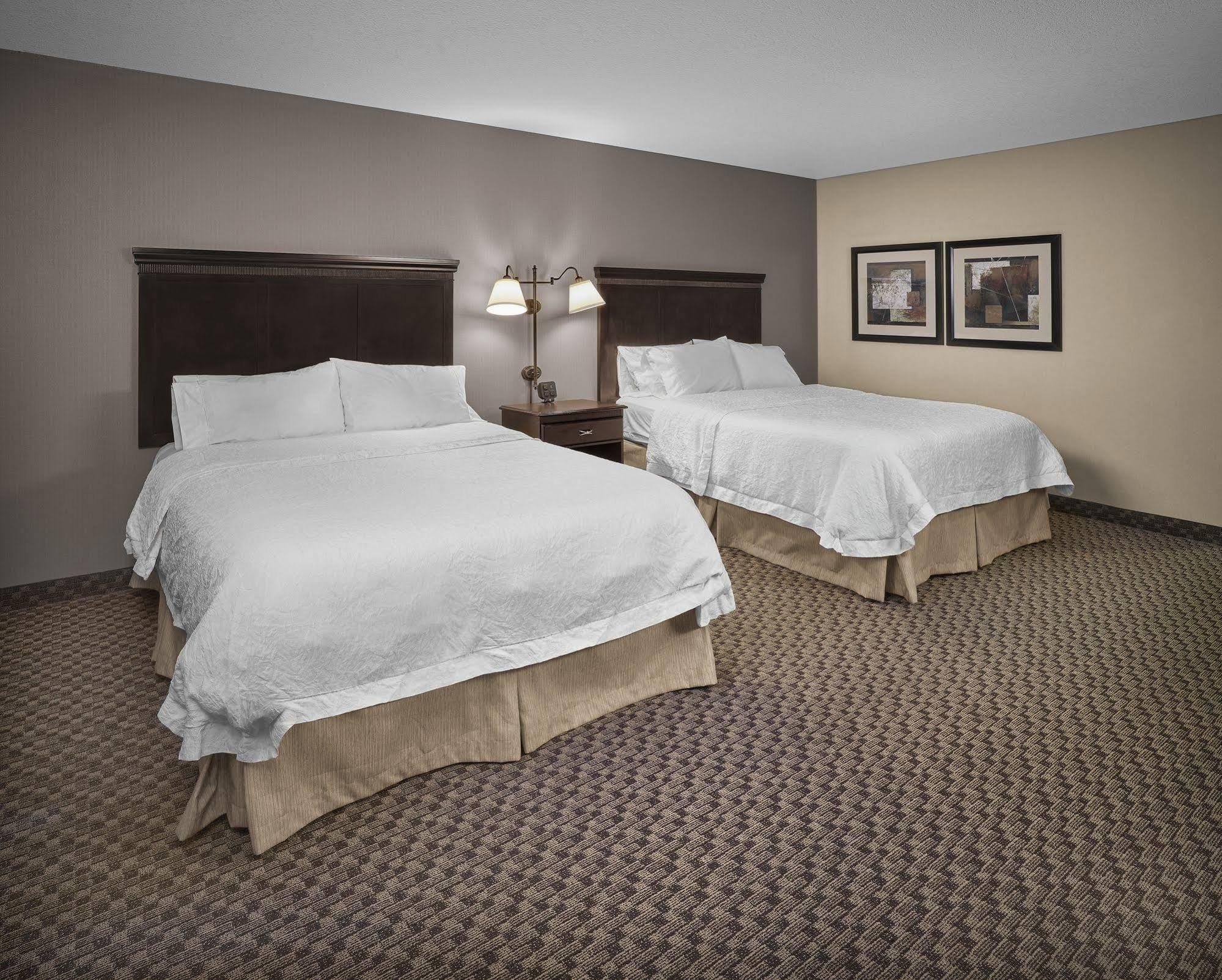 Hampton Inn & Suites Edmonton/West Dış mekan fotoğraf